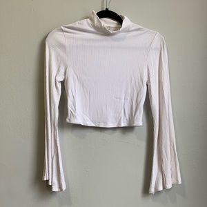 LF Turtleneck Bell Sleeve Long Sleeve Tee